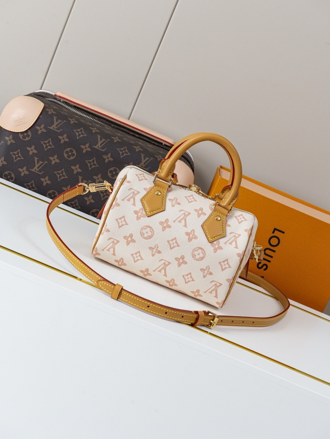 LV SPEEDY BANDOULIÈRE20 M27951 20.5x13.5x12cm