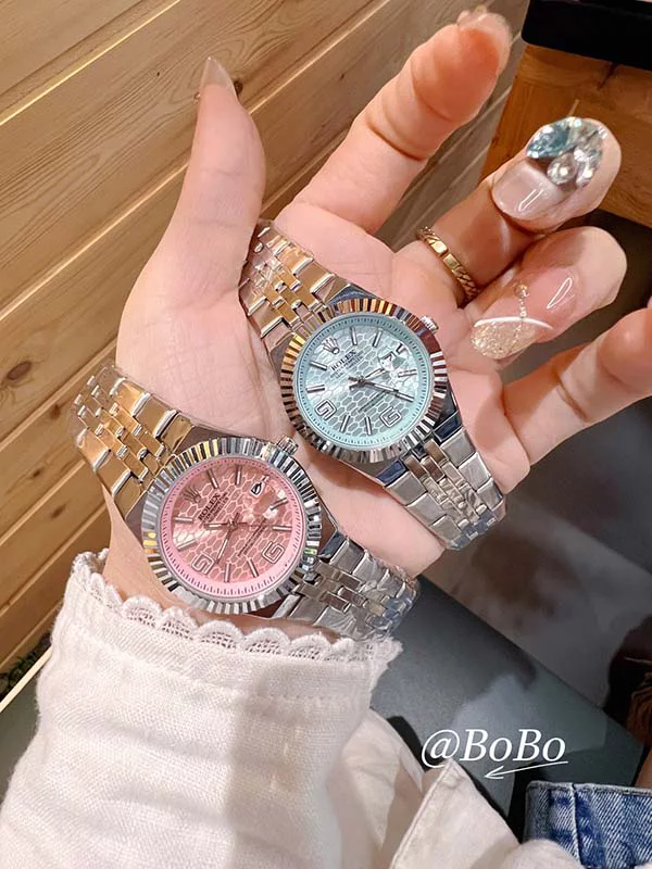 4Colors 31mm Dial Watch WB-6612034