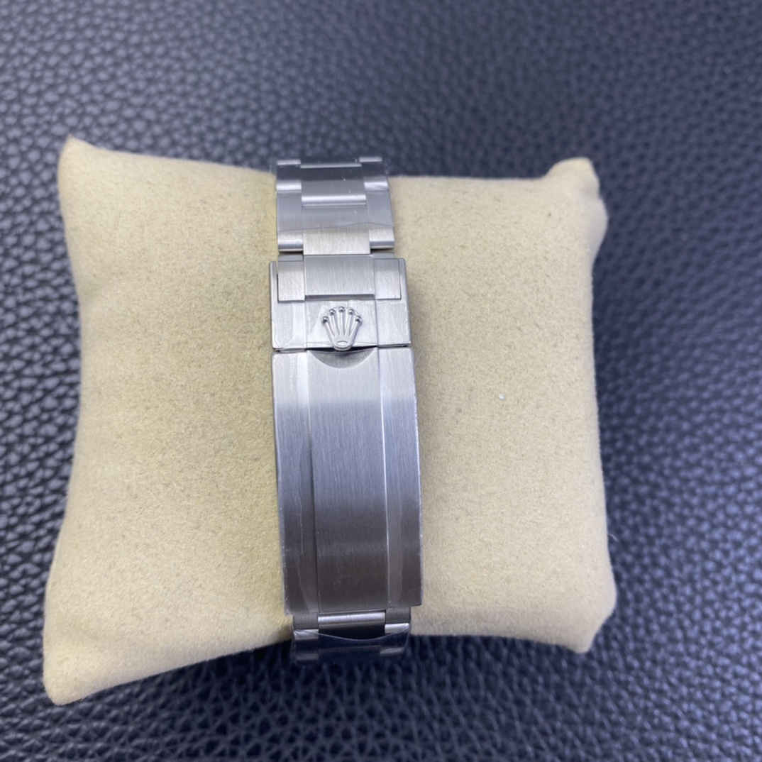 Clean 116610LN Replica Watch – Premium Rolex Submariner green Clone 40mm