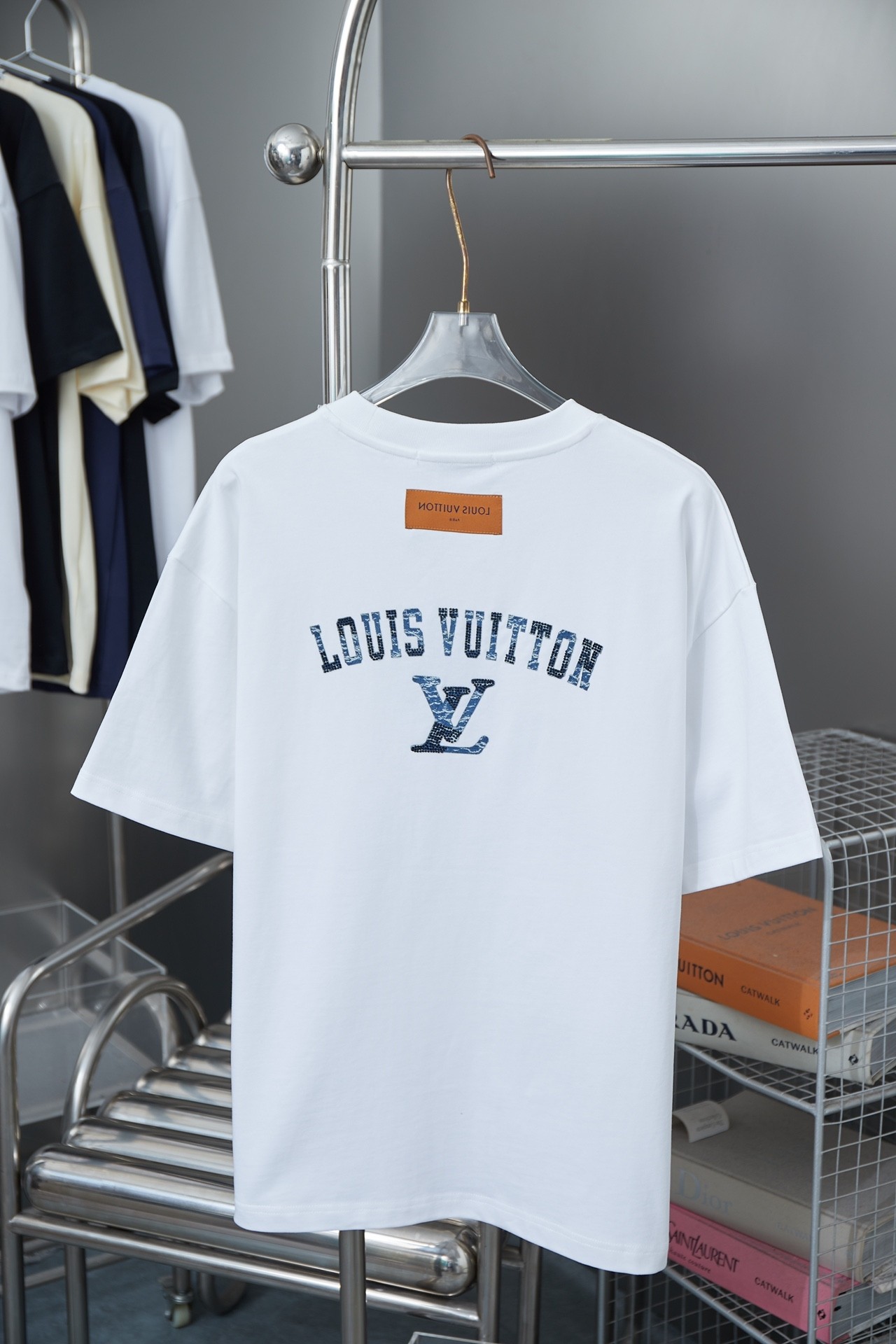 LV T-Shirt