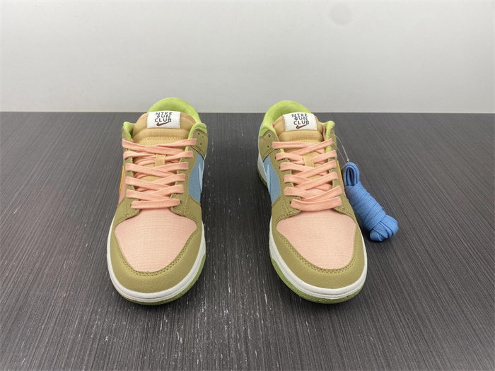 NK Dunk Low Next Nature Sun Club Arctic Orange DM0583-800