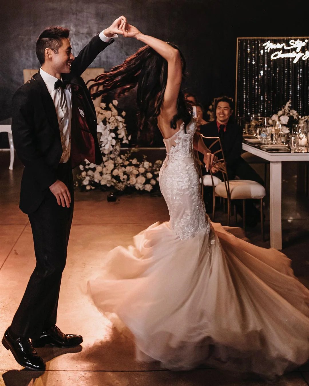 Charming Mermaid Sweetheart Tulle Wedding Dress with Appliques