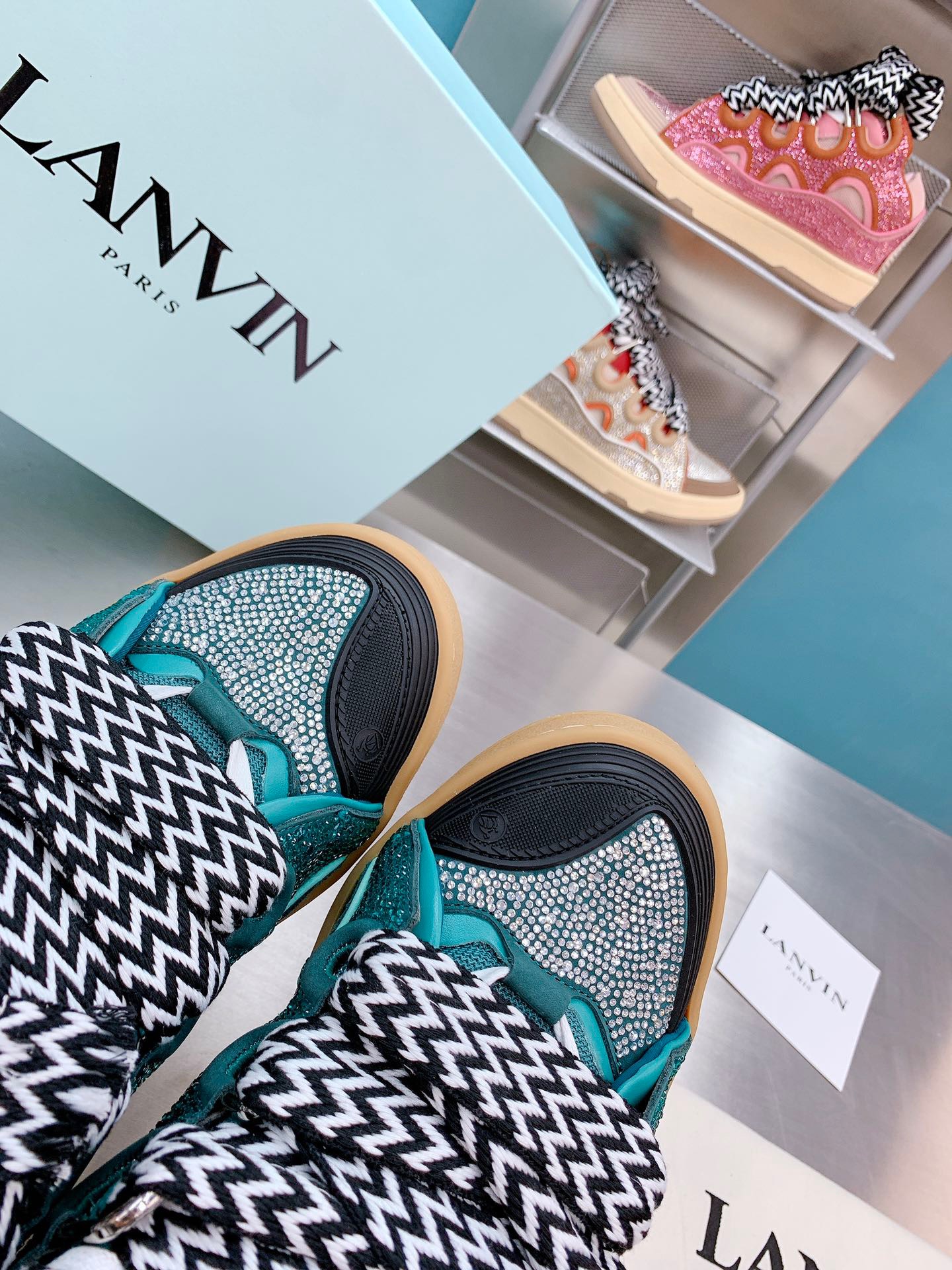 LAN Curb Sneaker 25