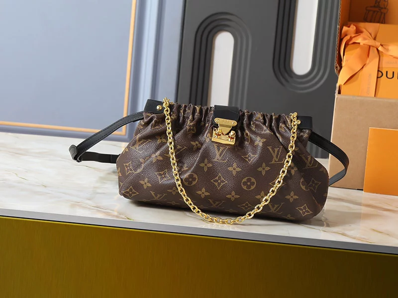 2Colors 11.8″x6.3″x4.3″ Genuine Leather Chains Handbag with adjustable straps BB-9211016