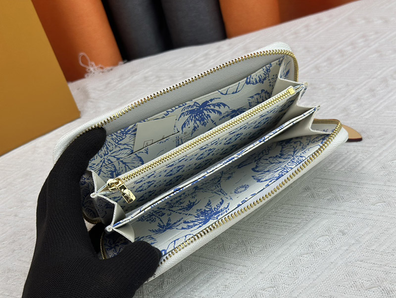 Fashion 7.5″x3.9″x0.4″ Leather Wallet QB-927158