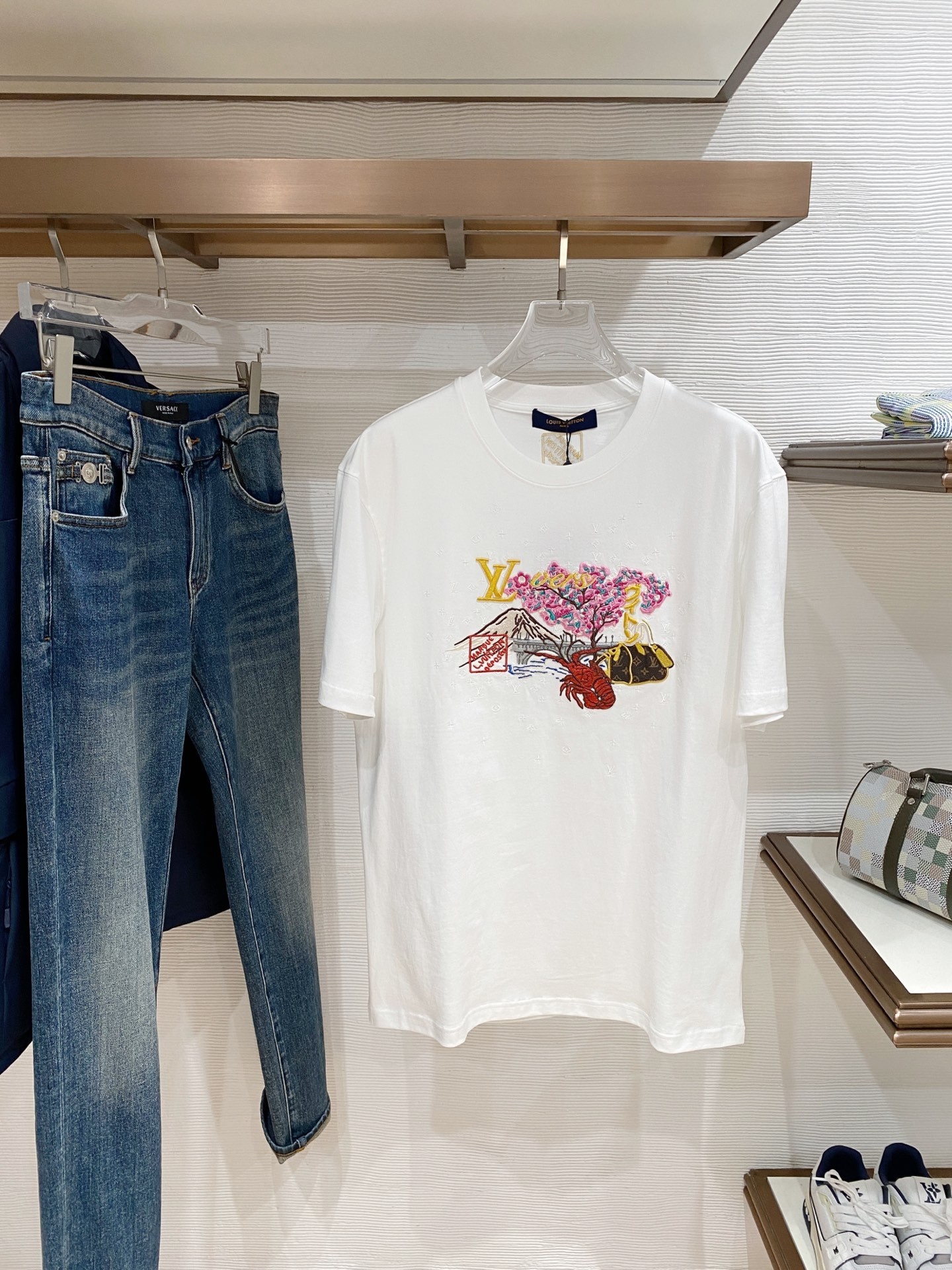 LV T-Shirt