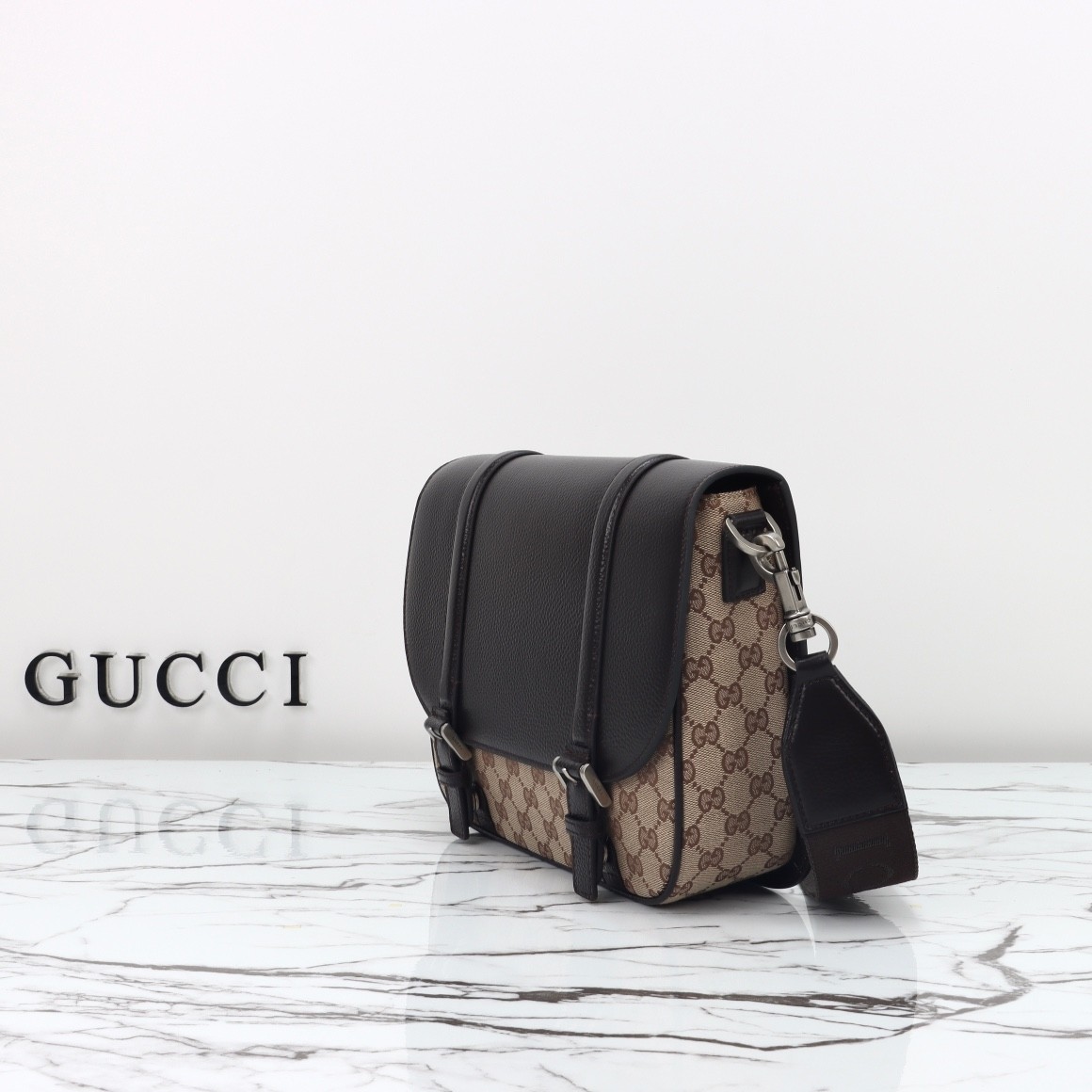 GUC Shoulder bag 47x30x27cm