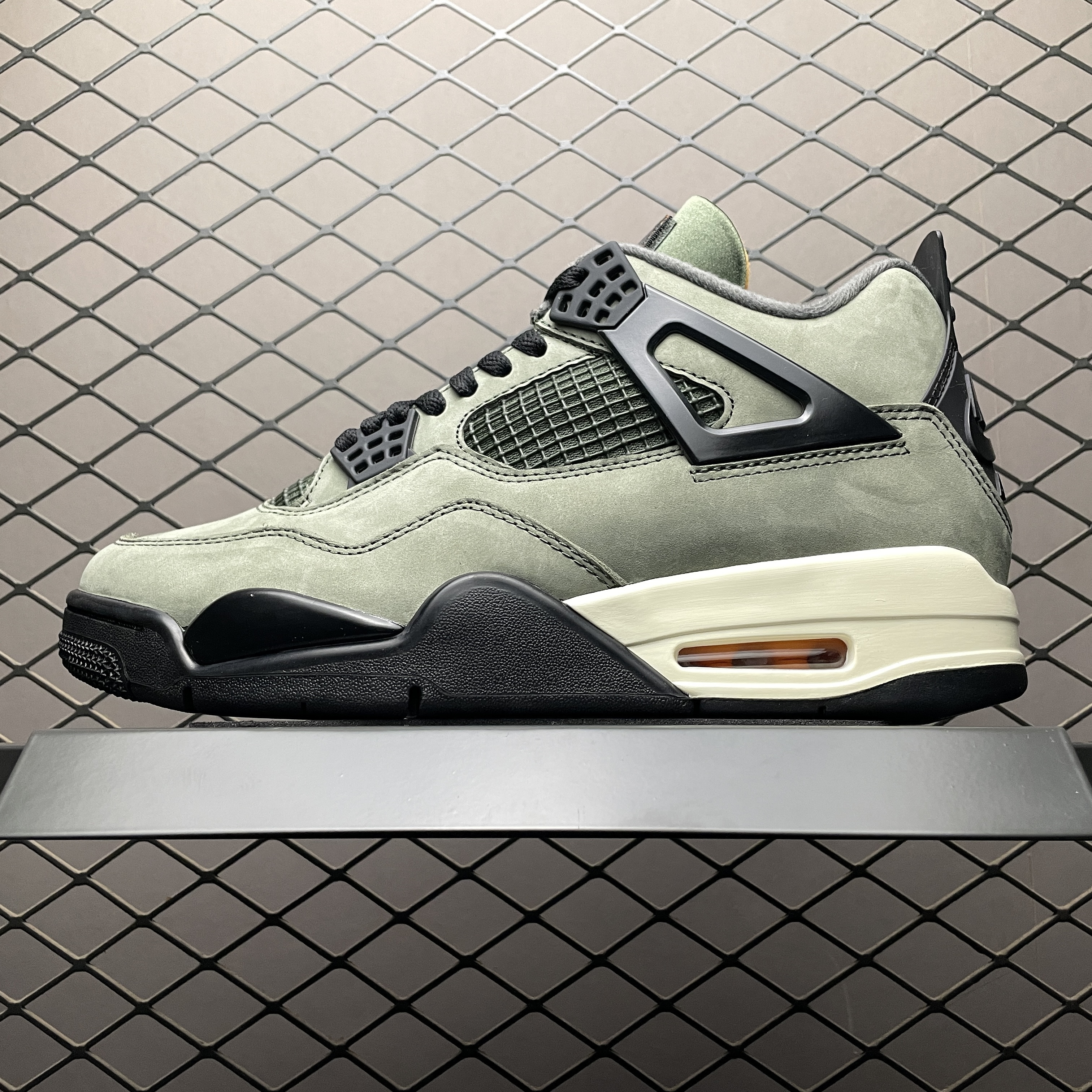 JRD 4 Sneakers