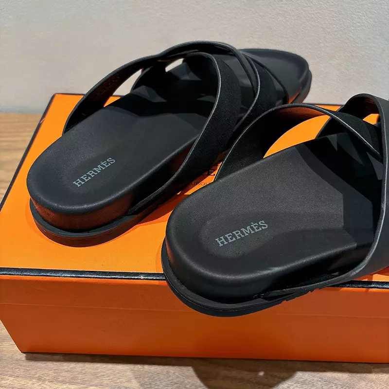 Fashion High Quality Real Leather Slippers LX-872319
