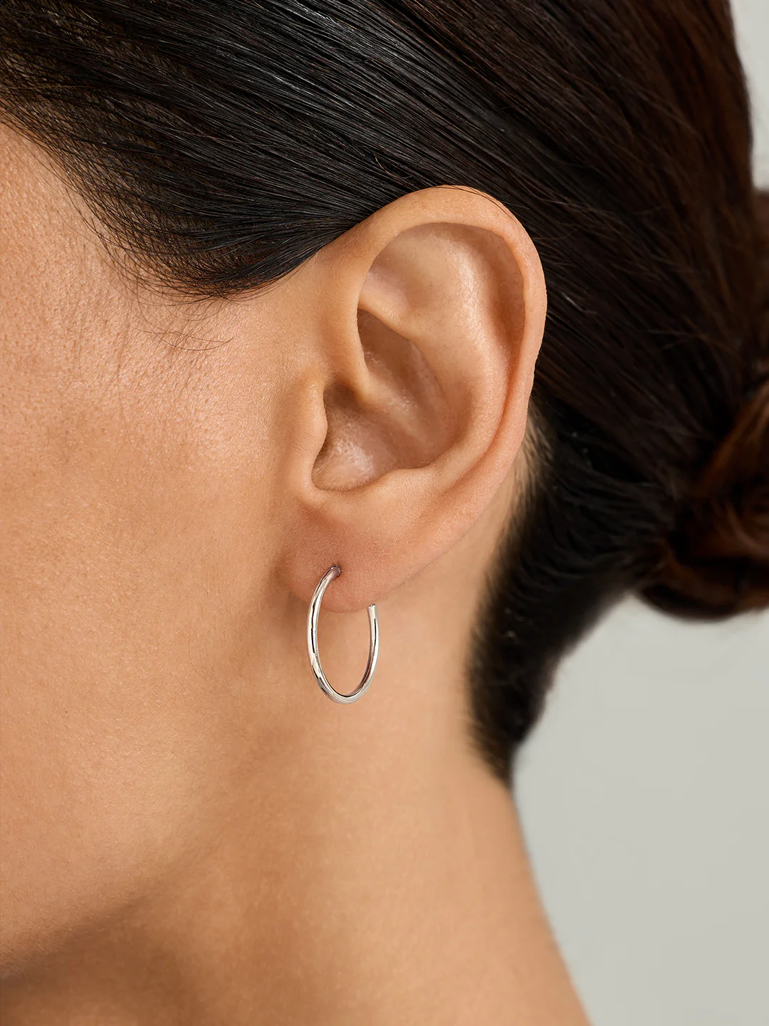 Medium Hoops