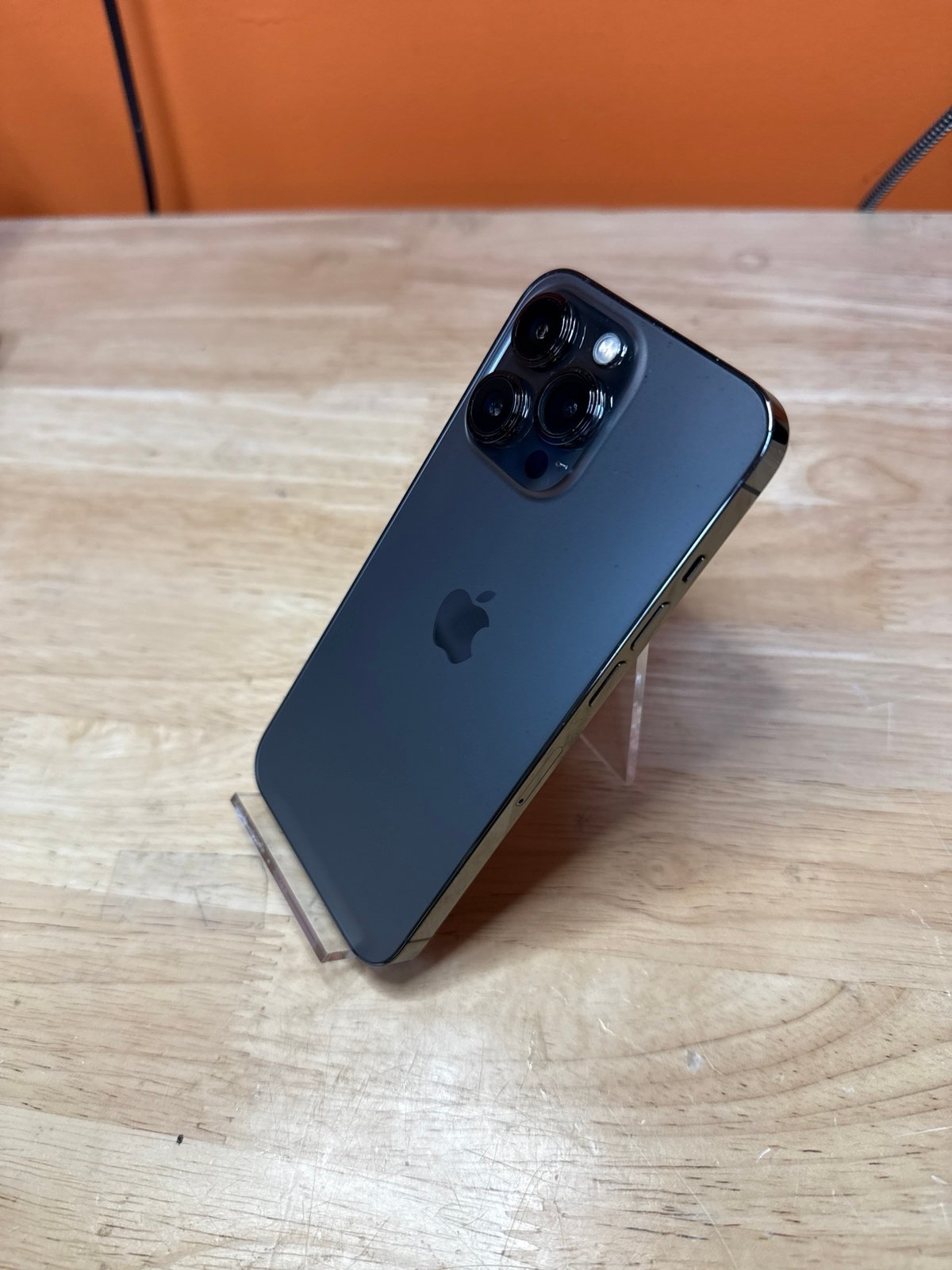 iPhone 13 Pro 9U57