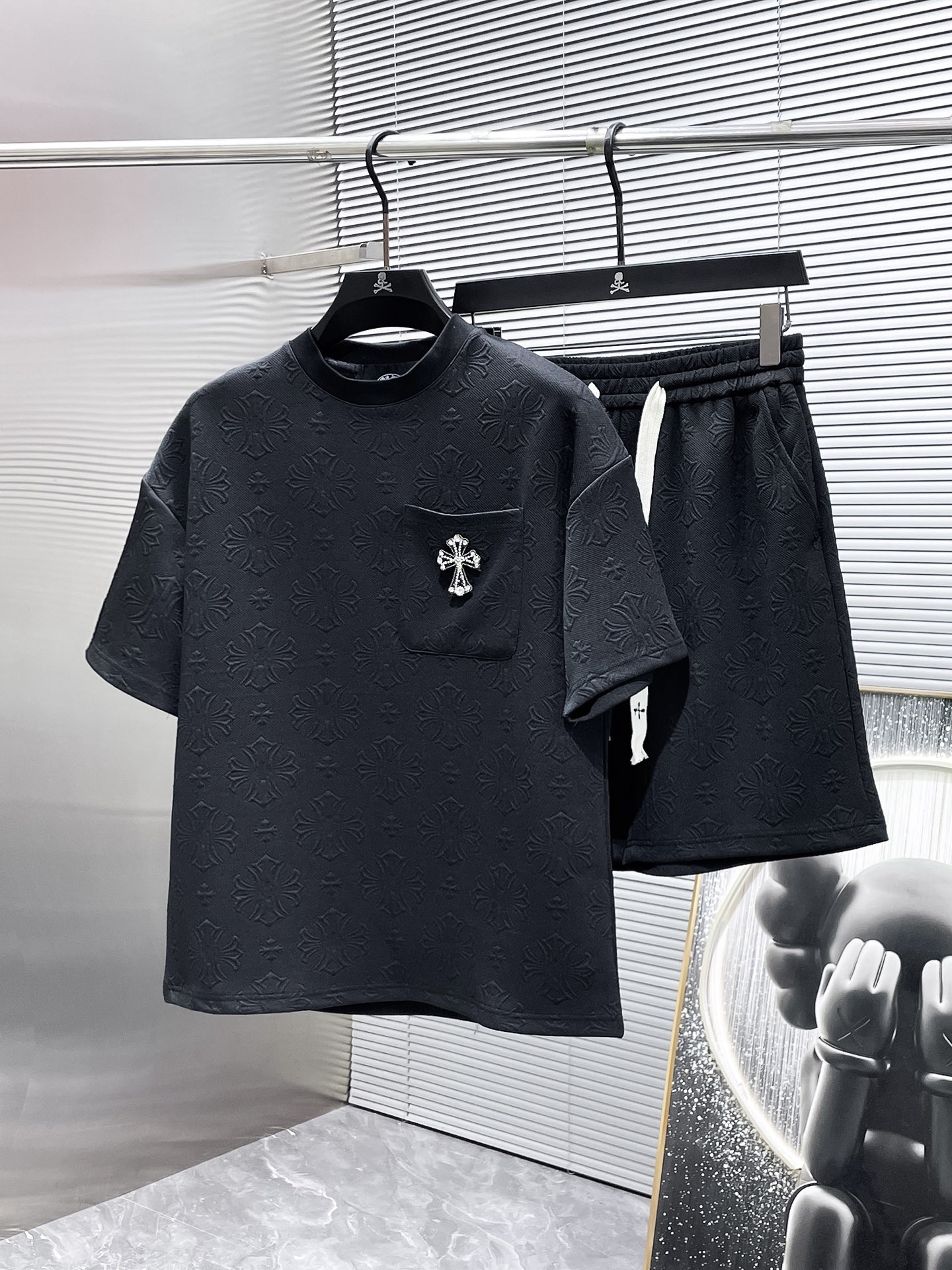 Chrome H Two-piece suit