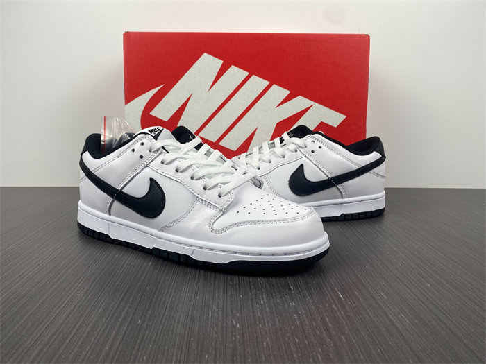 NK Dunk Low White Black DD1503-113