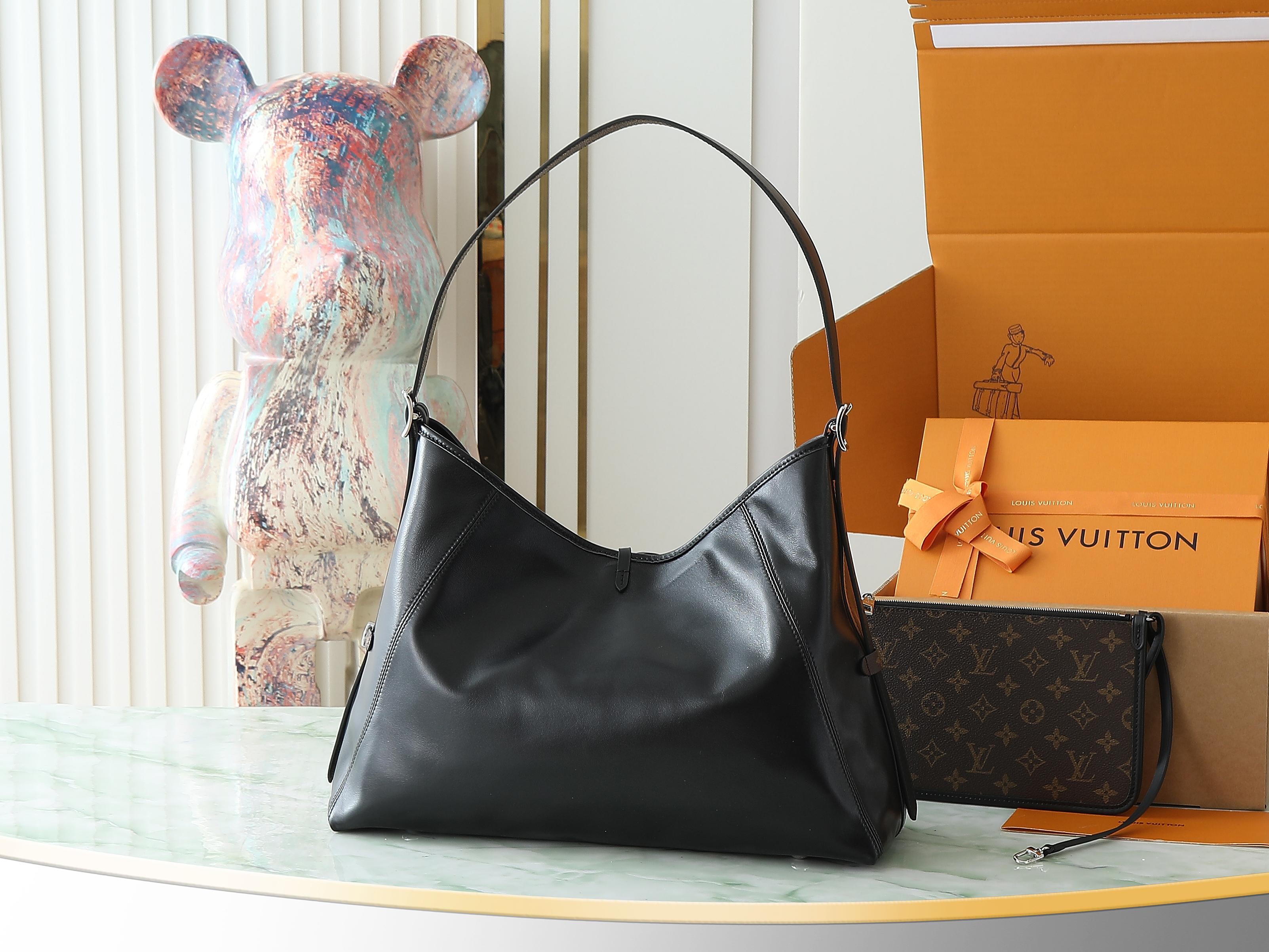 LV CarryAll Dark 39x30x15cm