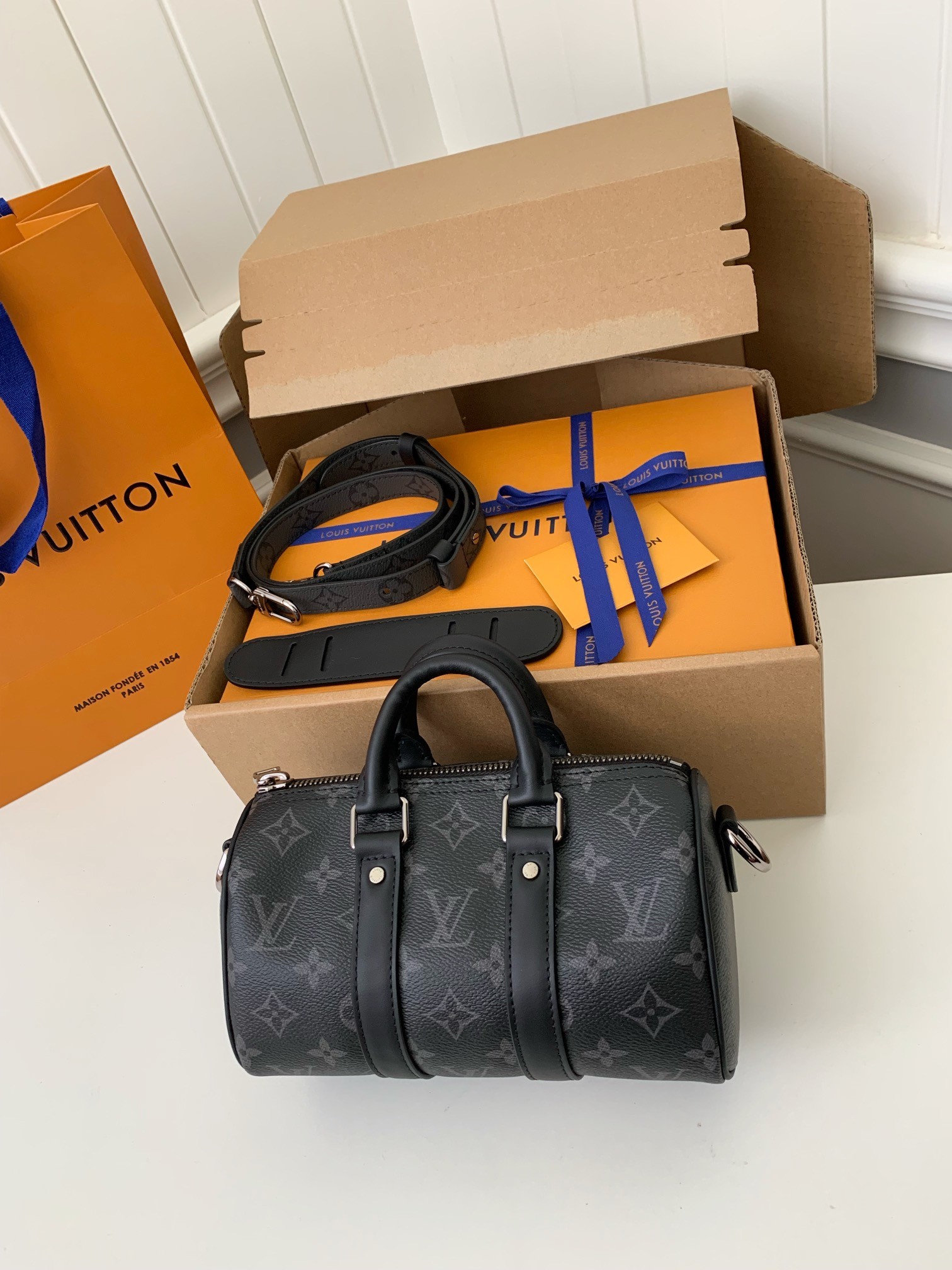 LV City Keepall xs  21*12*9cm
