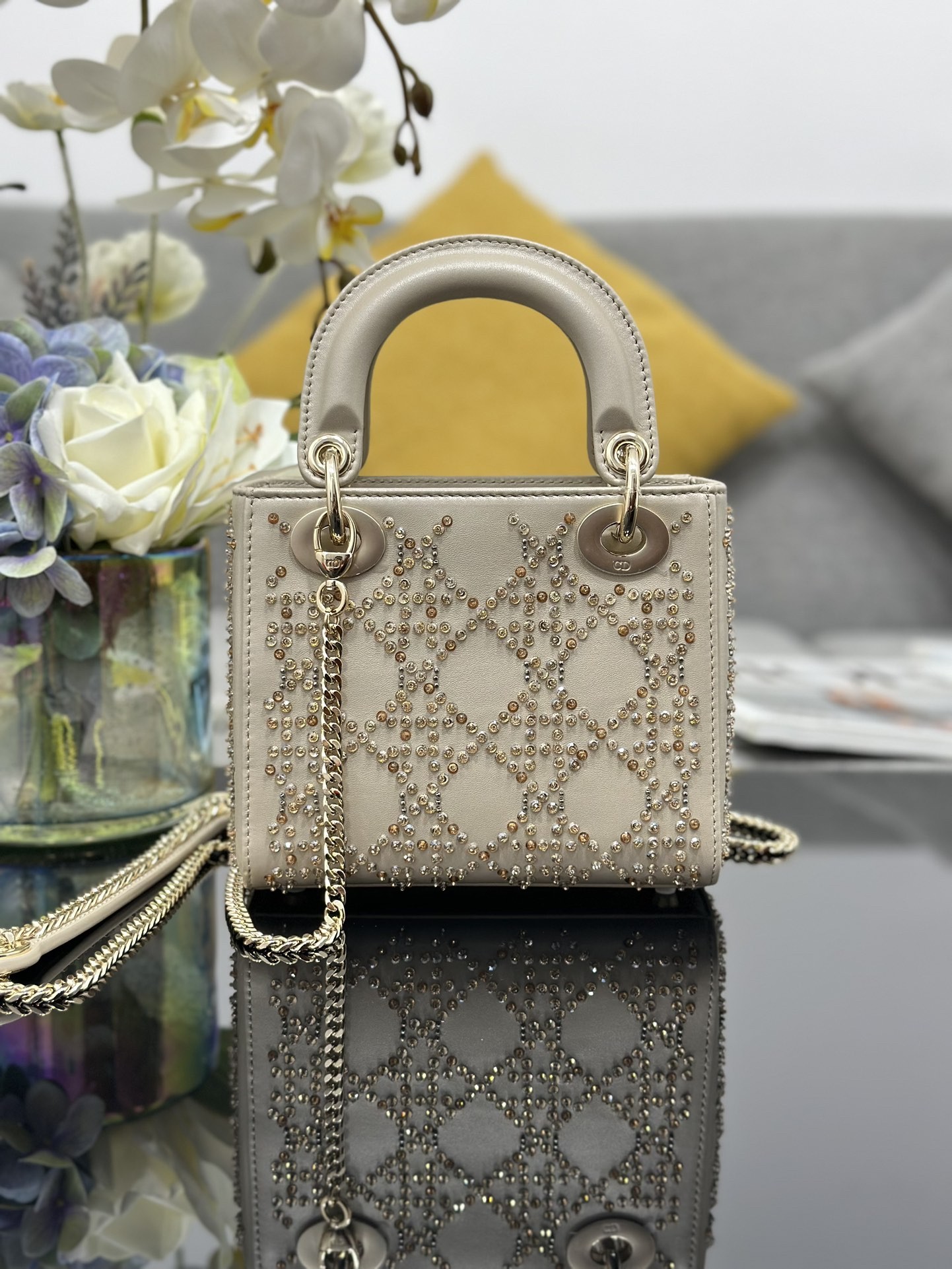 DR Handbag 17x15x7cm
