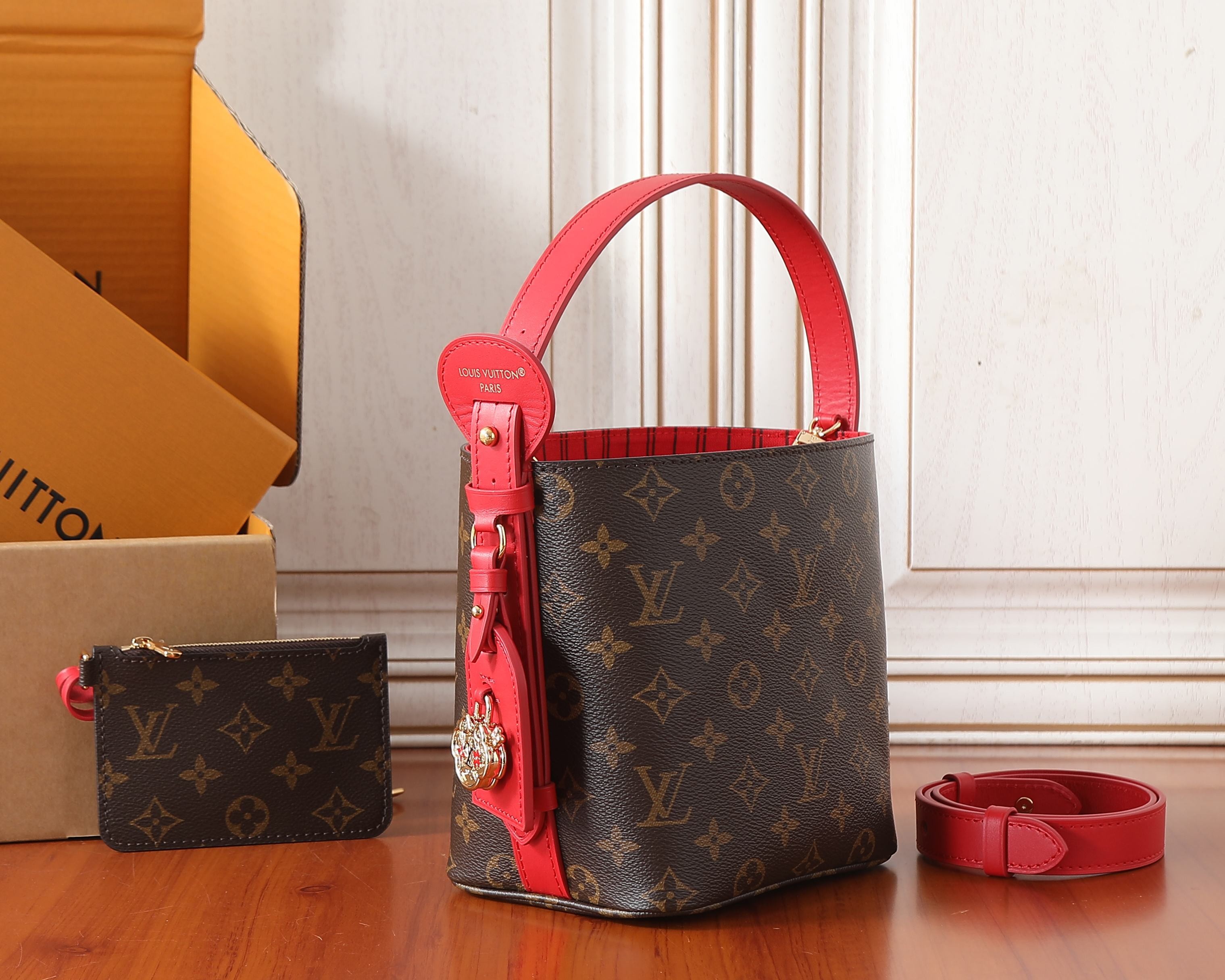 LV ALL-IN BB M28317 Size:16x18x12cm