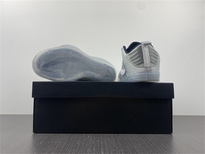 NK Kobe 11 Elite Low 4KB Pale Horse 824483-443
