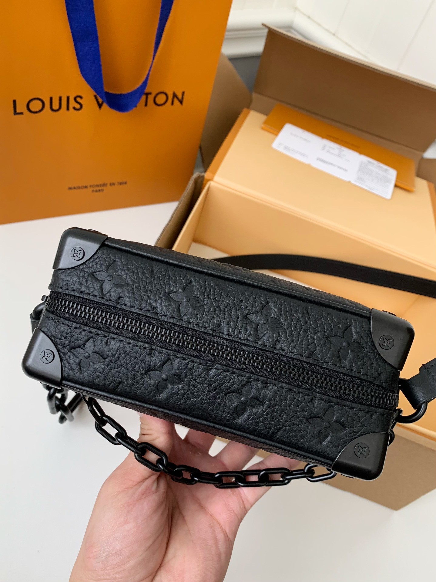 LV MINI SOFT TRUNK  18.5*13*8cm