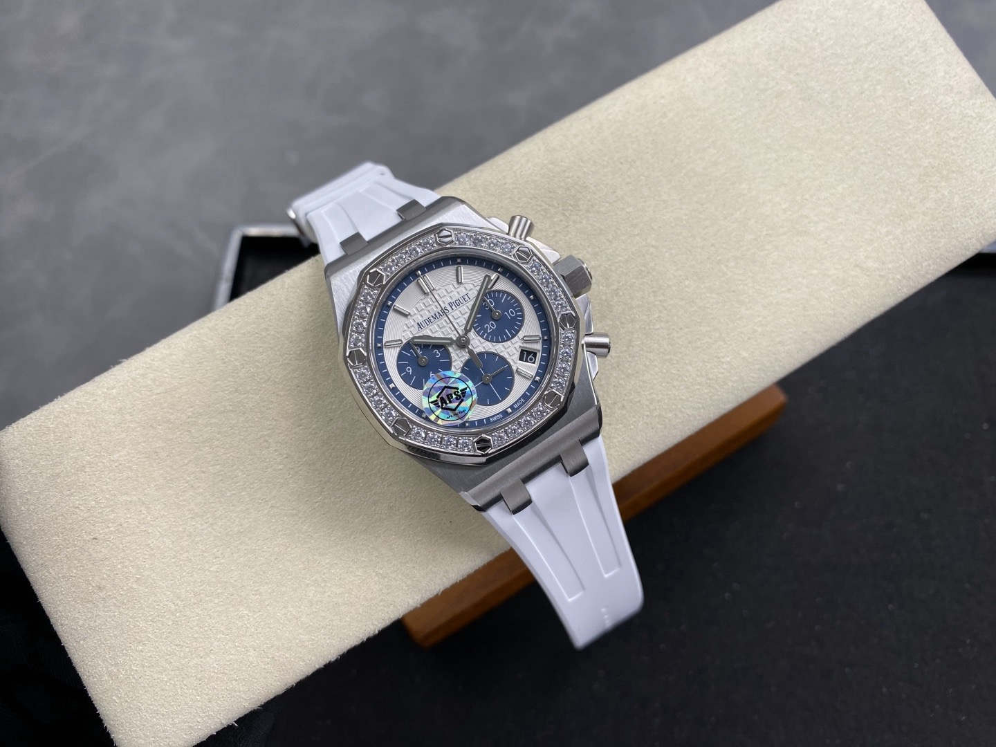 APS 37mm Royal Oak Chronograph (Mechanical Dandong 4801)