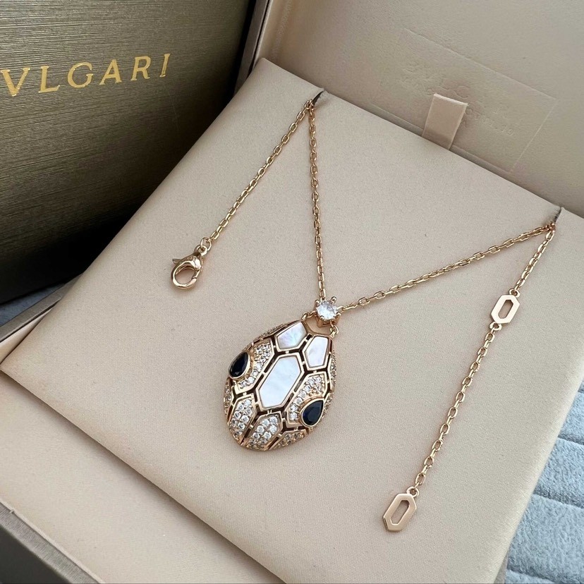 BGR Necklace（Multiple colors）