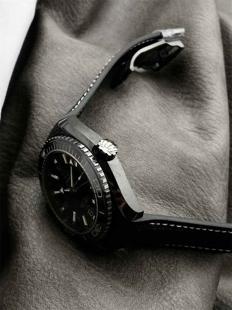 VSF Seamaster 600M Deep Black Replica – 45.5mm Ceramic Diver Watch