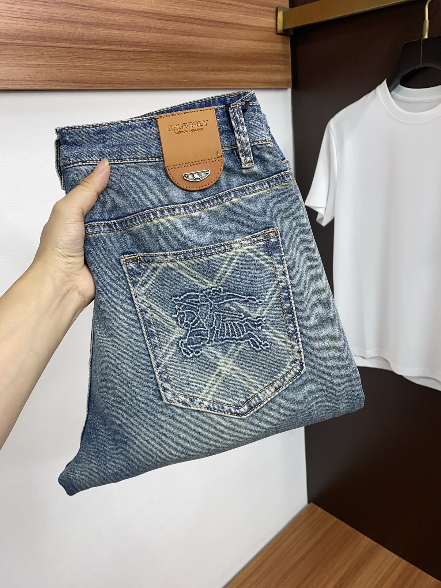 B B R Jeans
