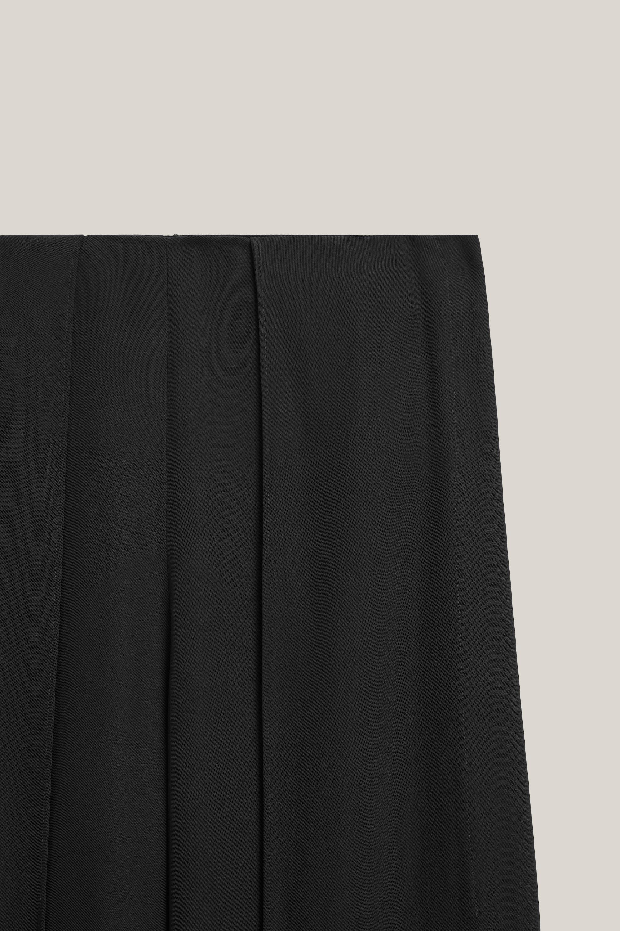 Pantalón ligero detalle superposición - LIMITED EDITION