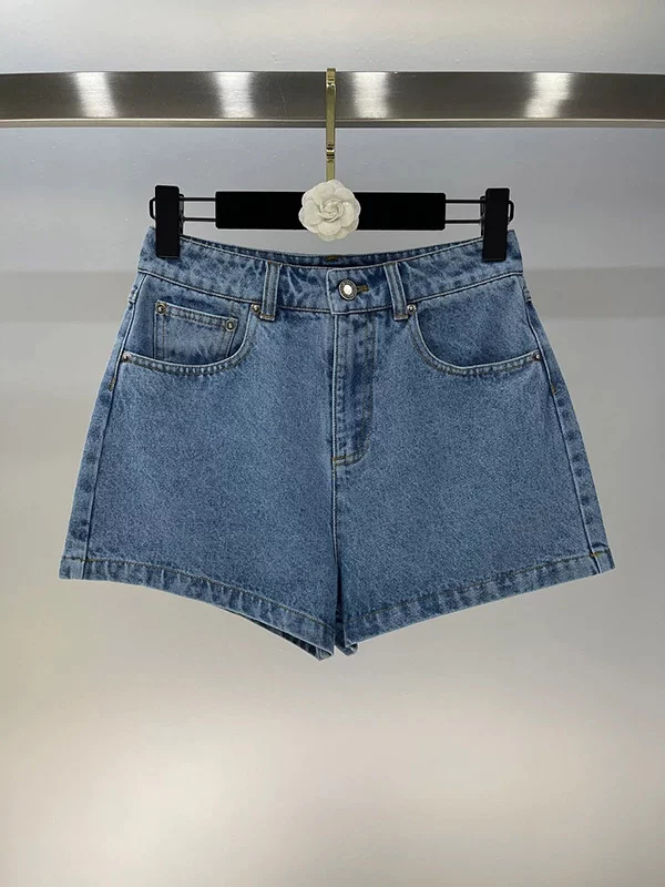 Back Pocket Letter Embroidered Shorts WKZ-93607