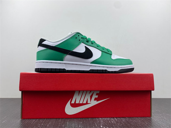 NK Dunk Low Celtics FN3612-300