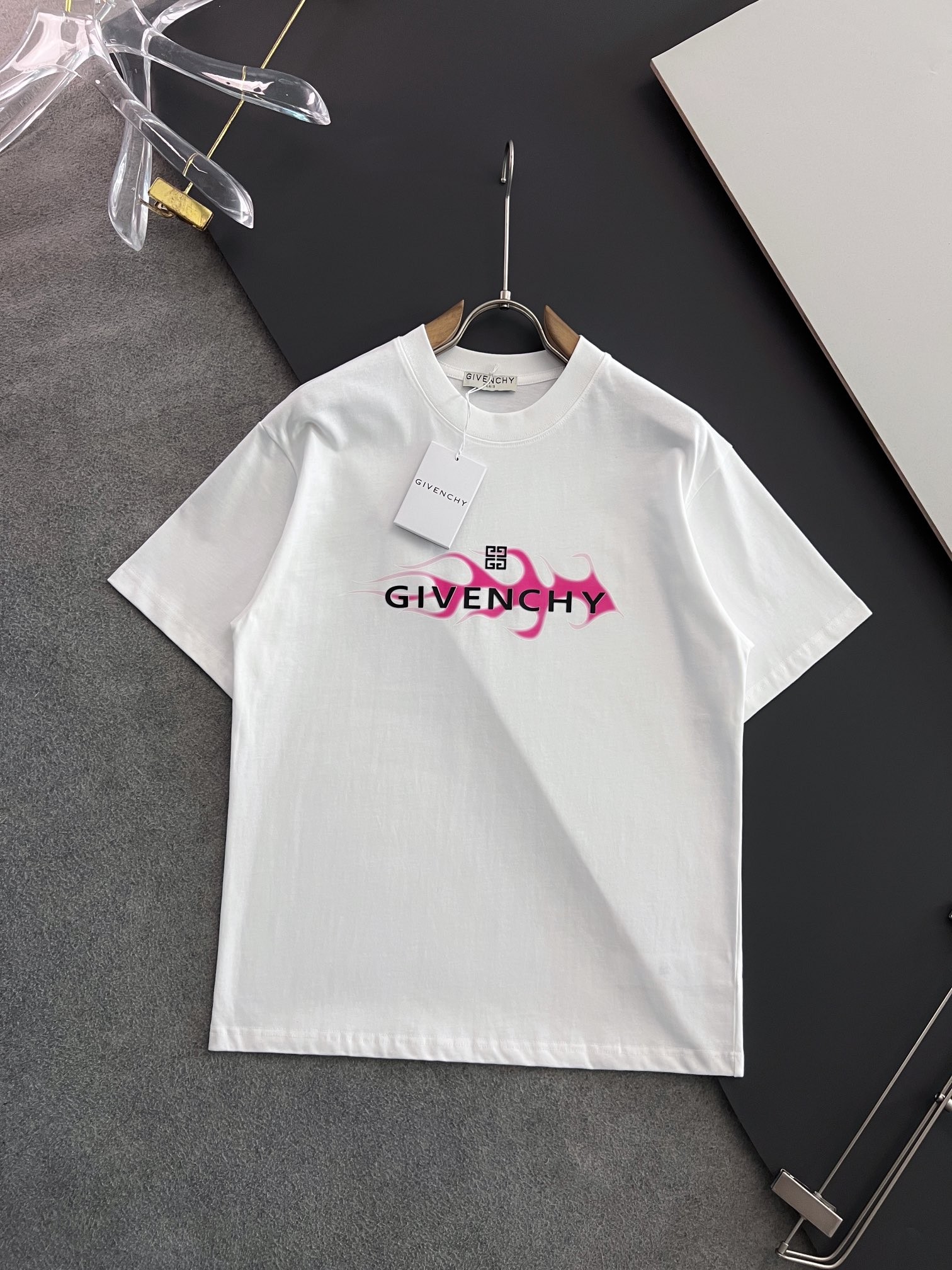 GVC  t-shirt