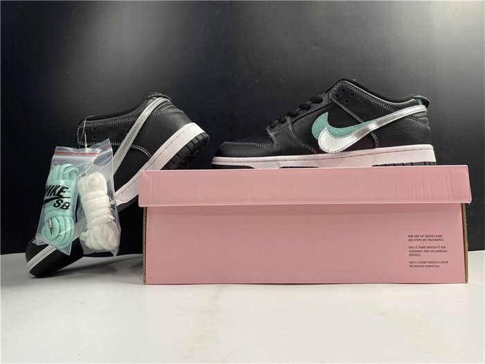 NK SB Dunk Low Diamond Supply Co Black Diamond BV1310 001