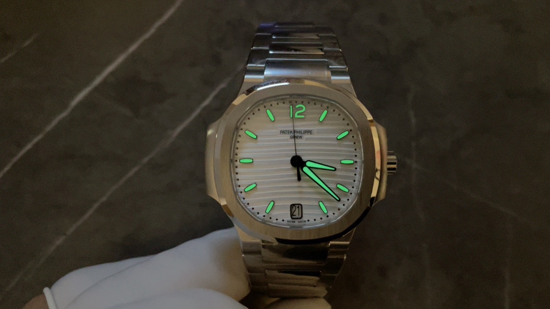 Patek Philippe Nautilus 7118 Replica – 3K Factory White Dial Ladies Watch