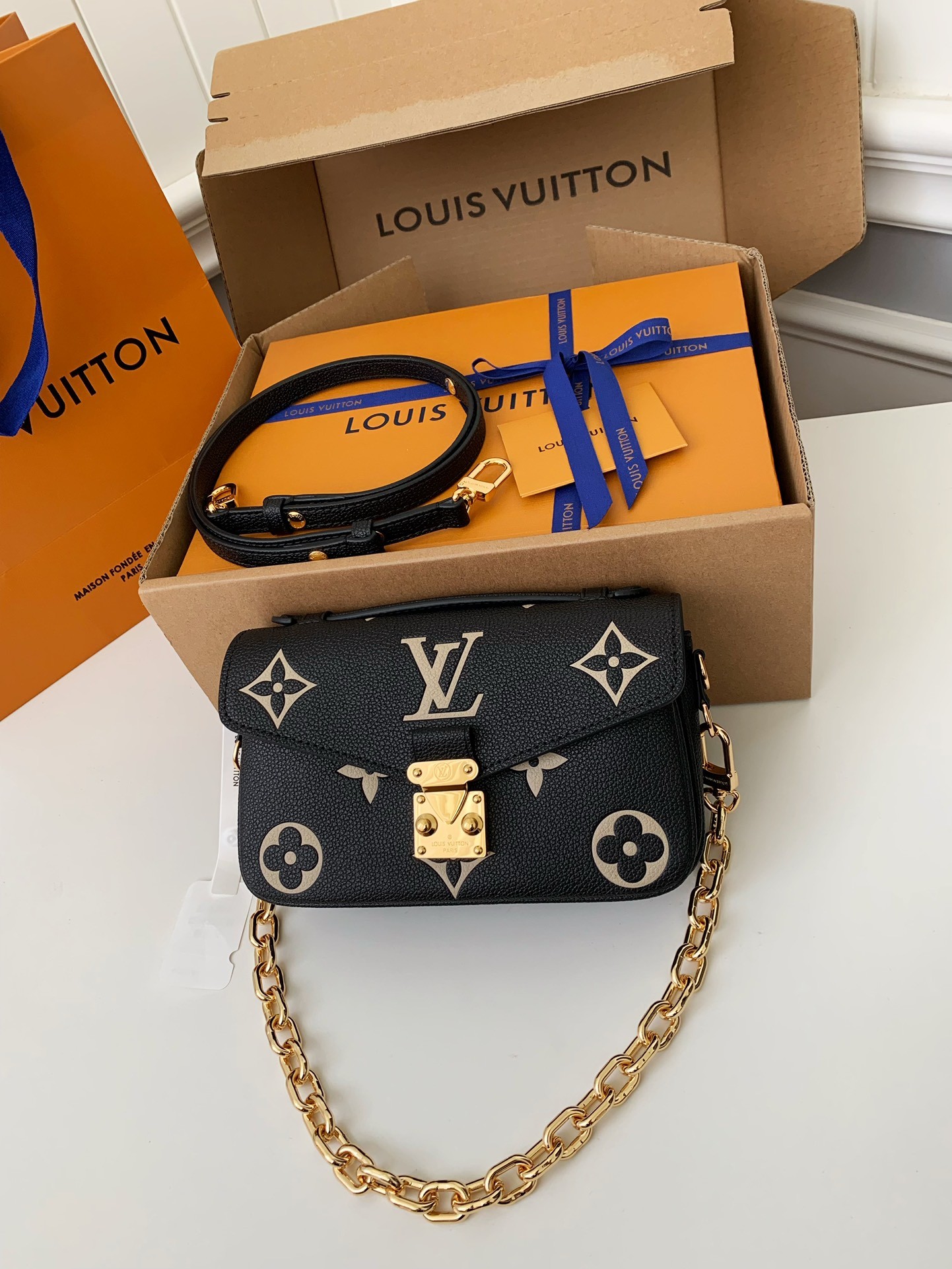 LV Pochette Métis East West 21.5x13.5x6cm（Multiple colors）