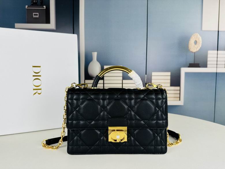 DR Shoulder bag 25x16x9cm（Multiple colors）