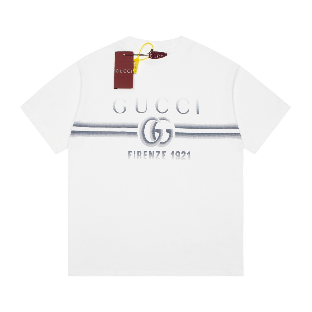 GUC Gradient Letter Logot shirt