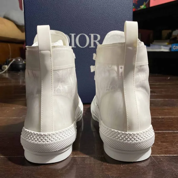 DR B23 League High – Oblique White