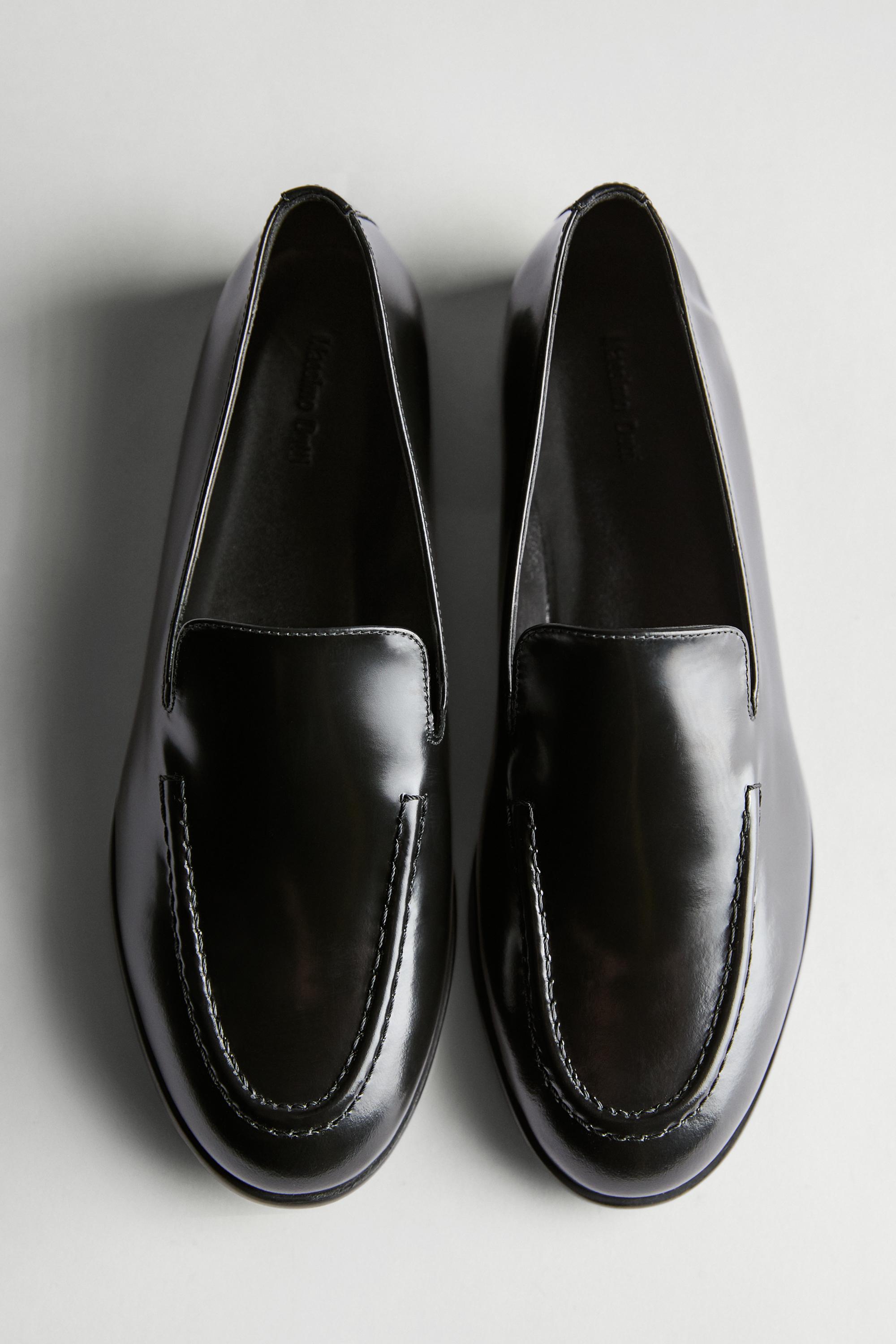 Mocasín vestir piel
