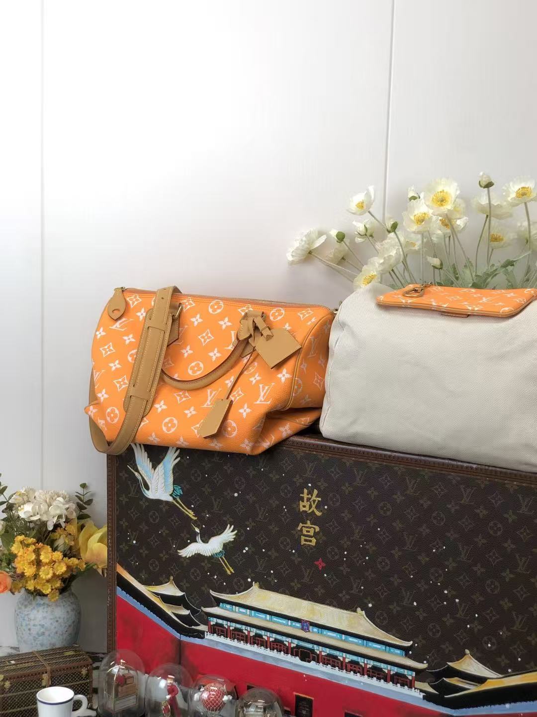LV M13919 Speedy P9 bandouliere  40*26*23CM