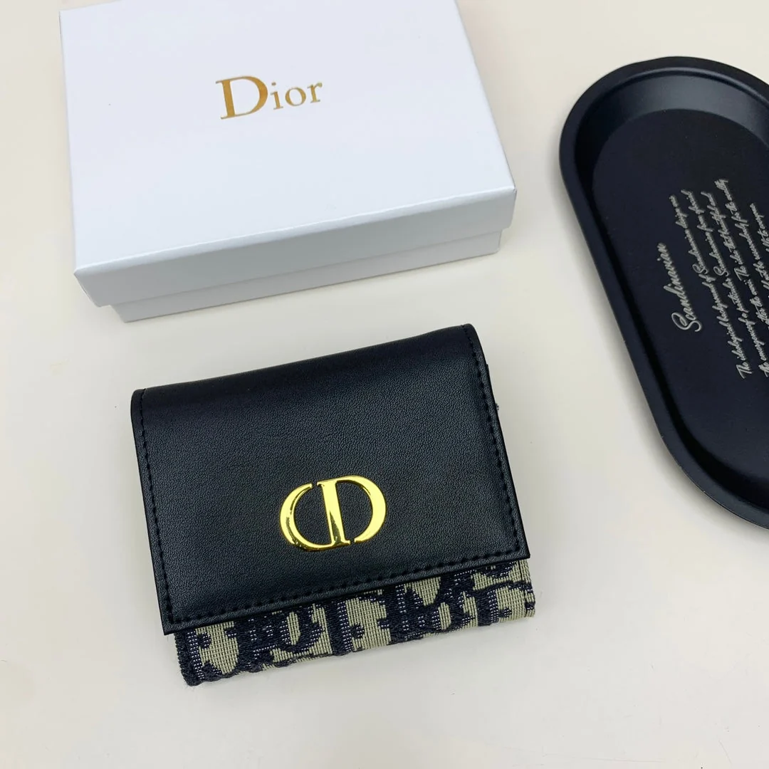 [Dior] New mini wallets are now available!