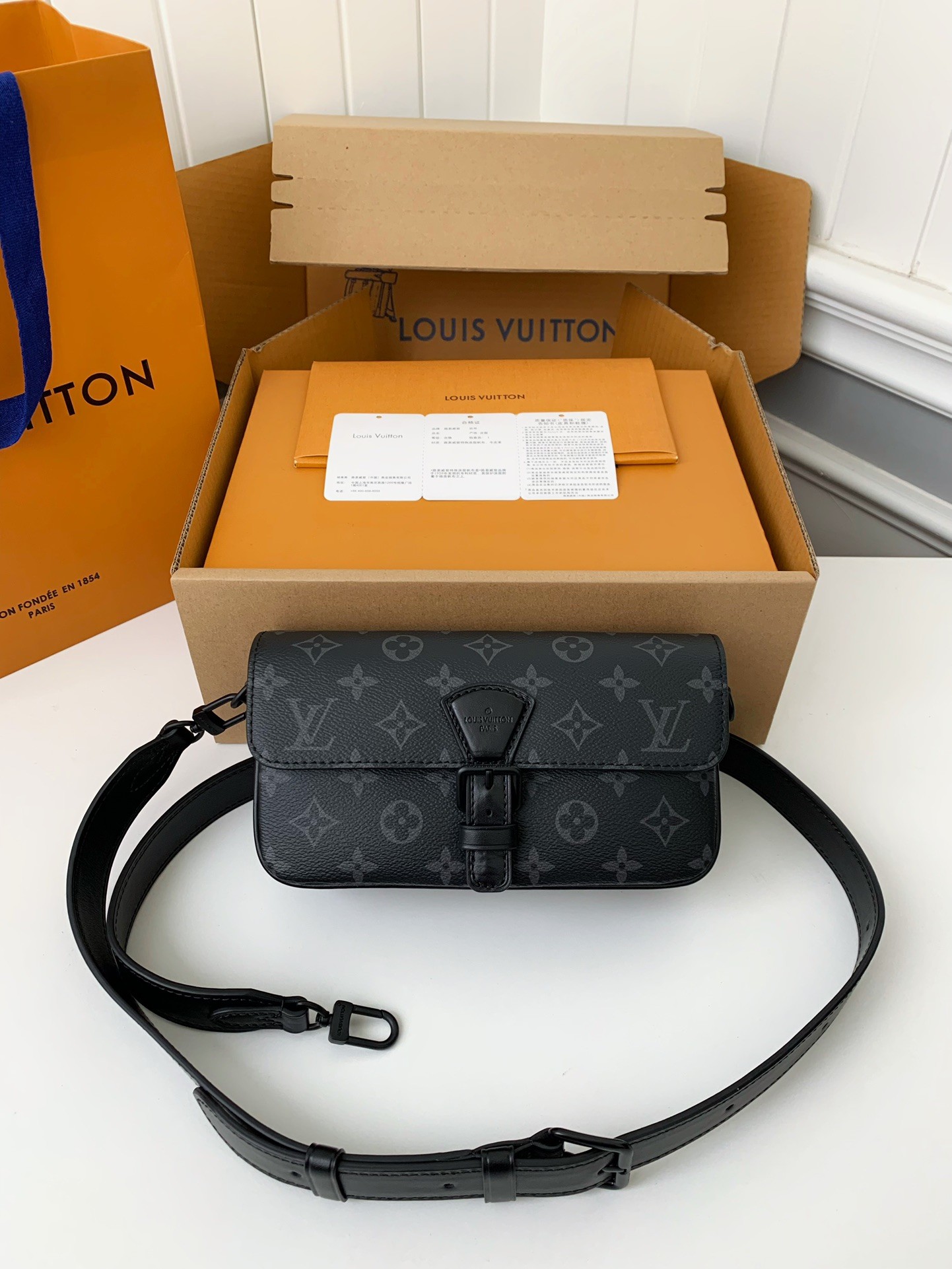 LV New season Montsouris Mini Bag M83567  Size：22*12*6cm