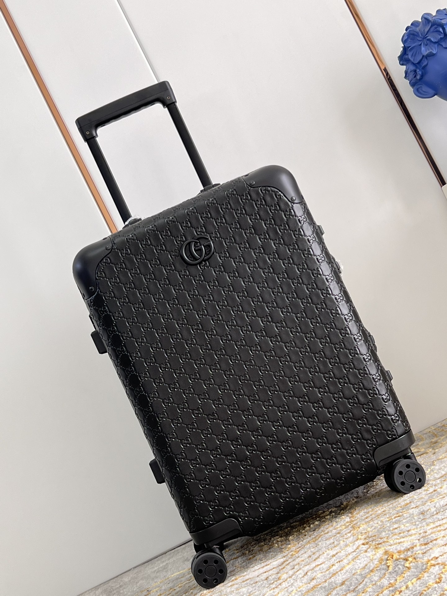 GUC Suitcase Size：40X23X55cm