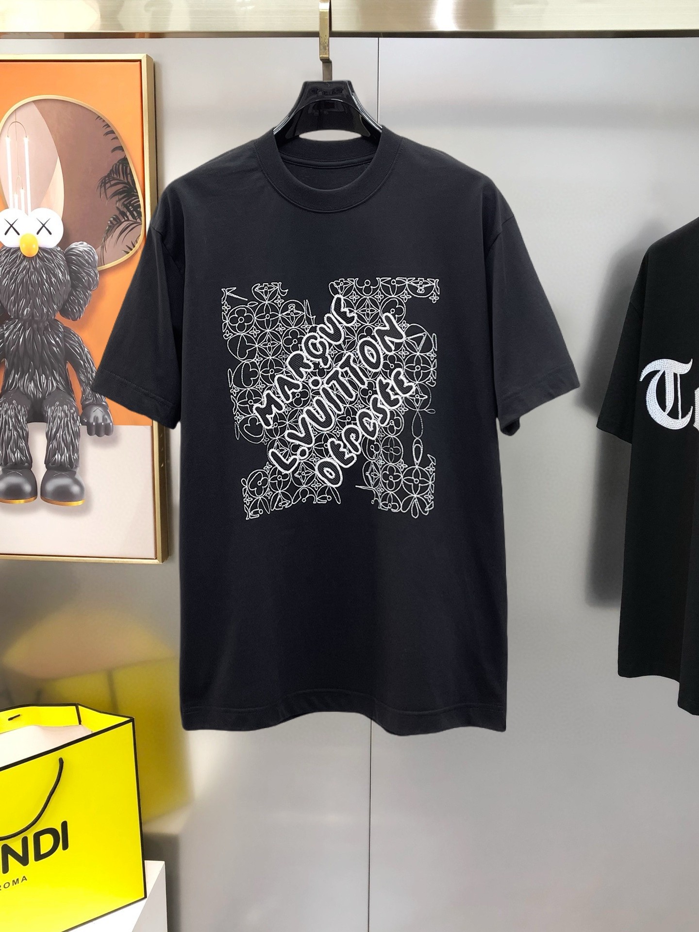 LV T-shirt