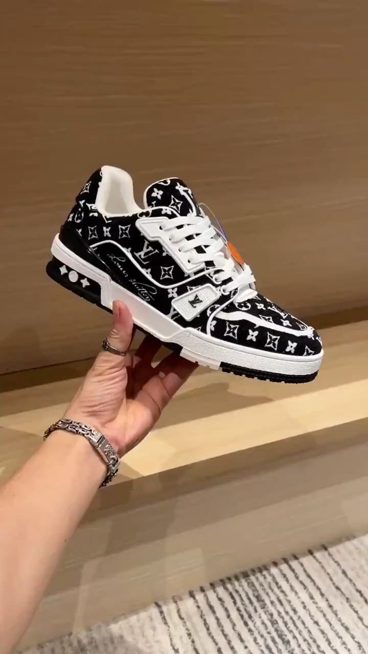 LV TRAINER