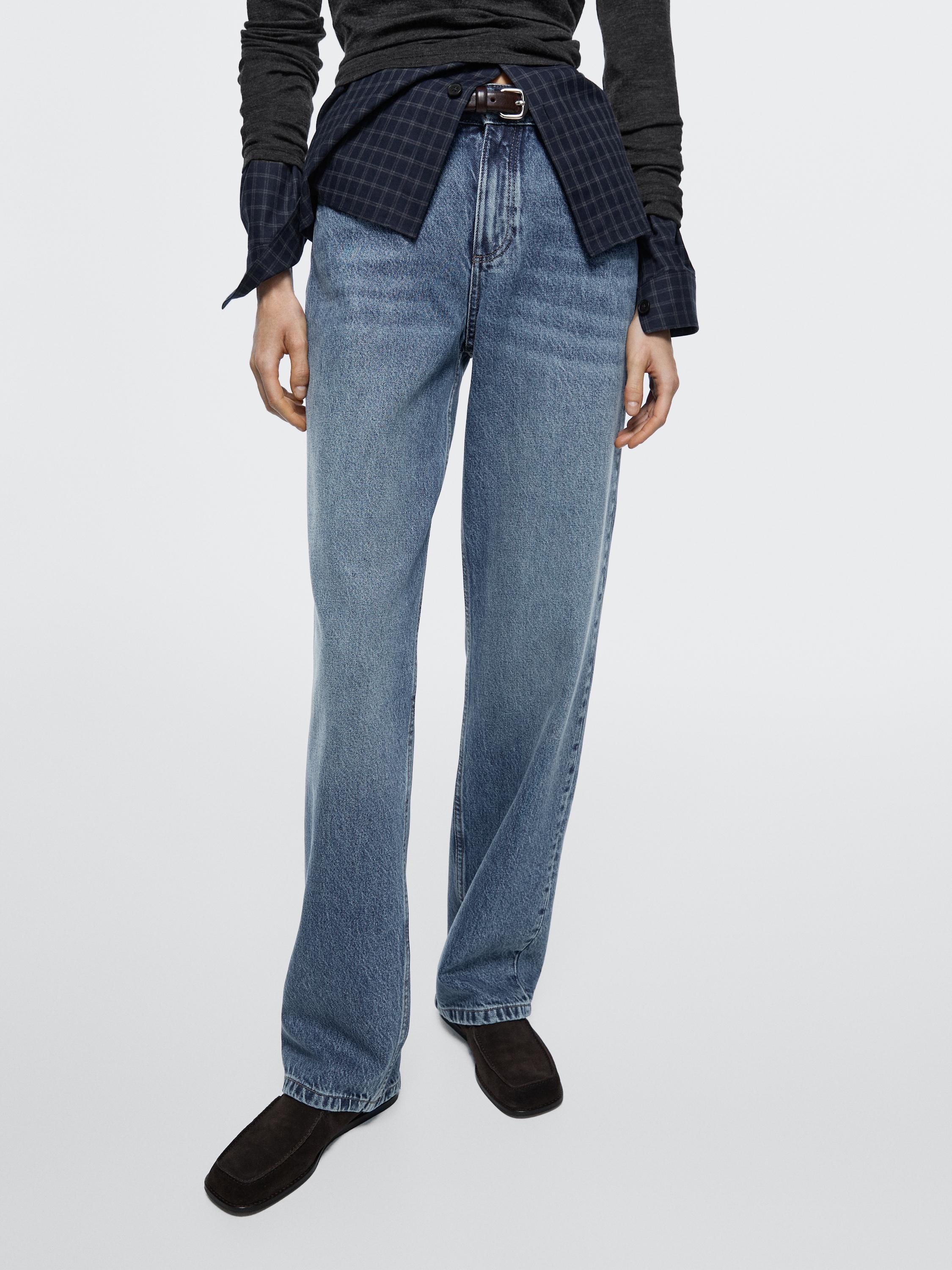 Jeans straight fit tiro medio