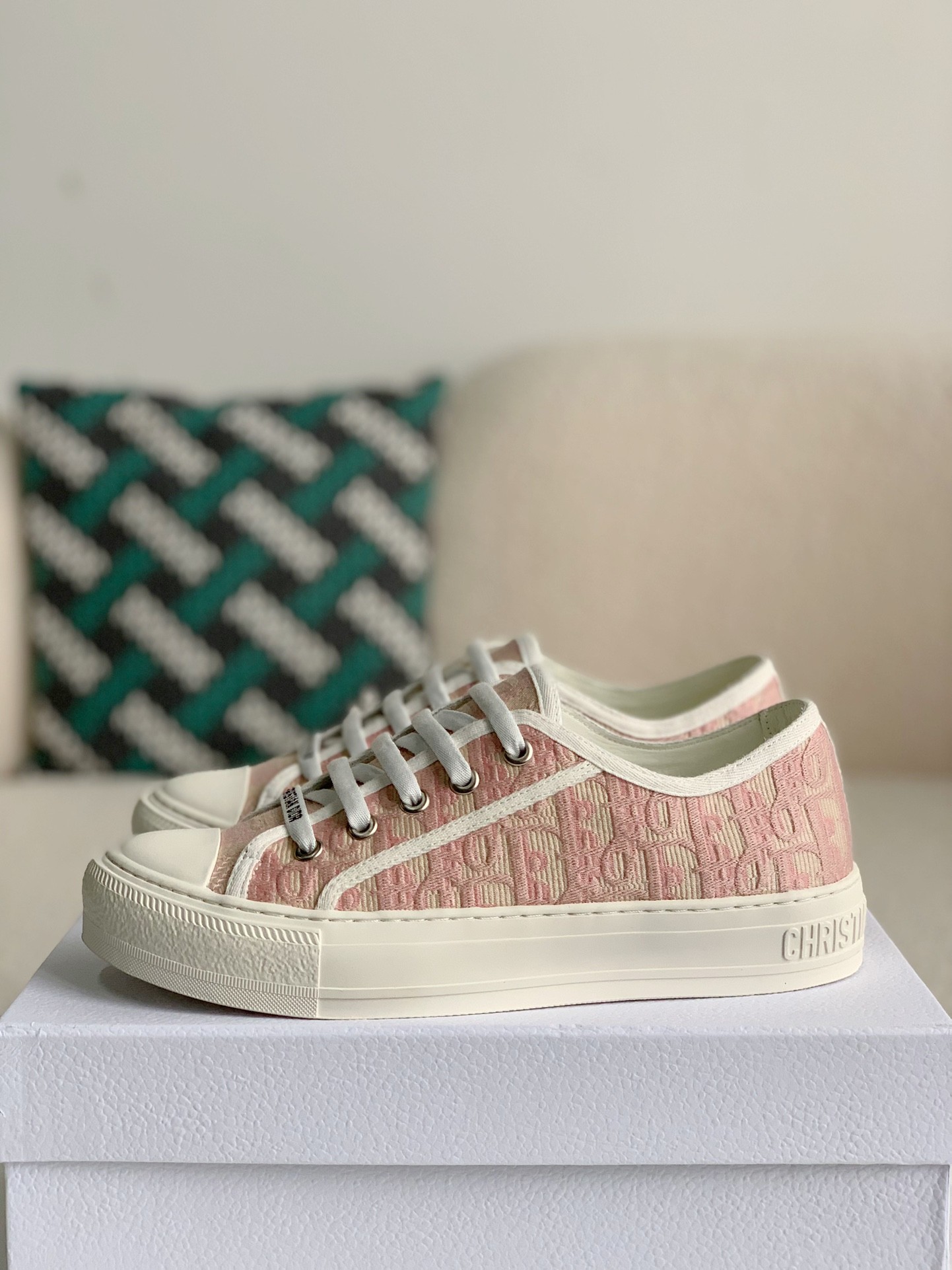 DR B23 low Sneaker