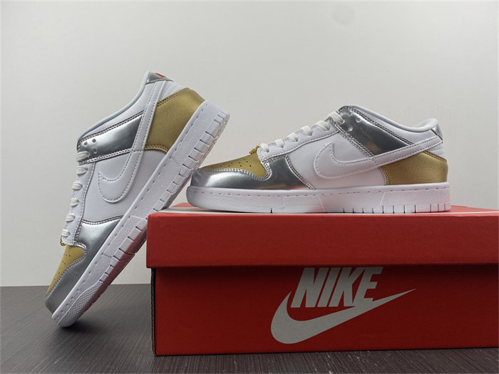 NK Dunk Low Heirloom DH4403-700