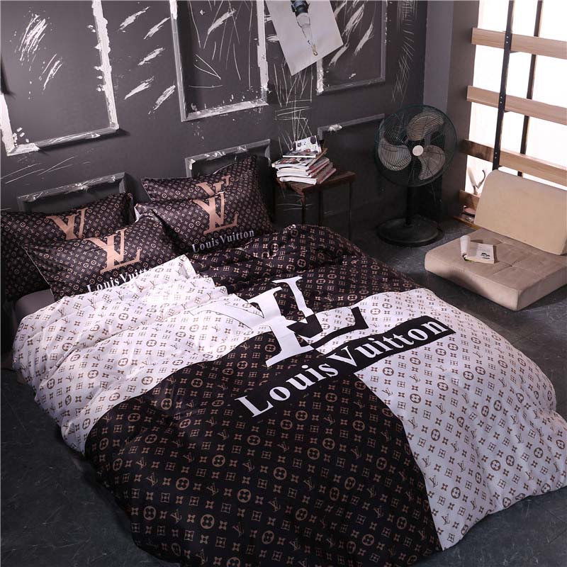 Fashion Pure Silk Digital Print Bedding Sets(1 Quilt,1 Sham,1 pillow cases)SJT-986037