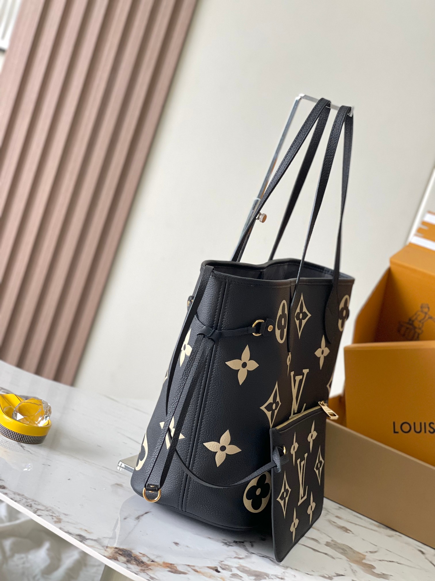 Louis Vuitton Neverfull MM Women Handbag M58907