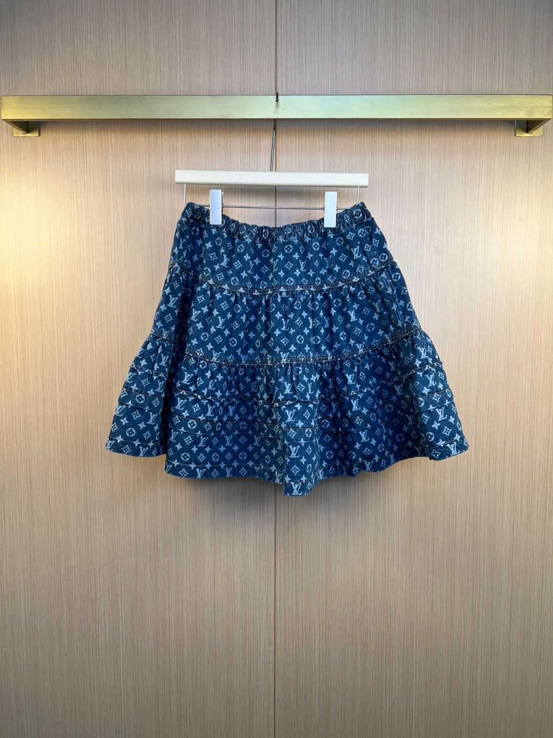 LV Short denim skirt（Women's style）